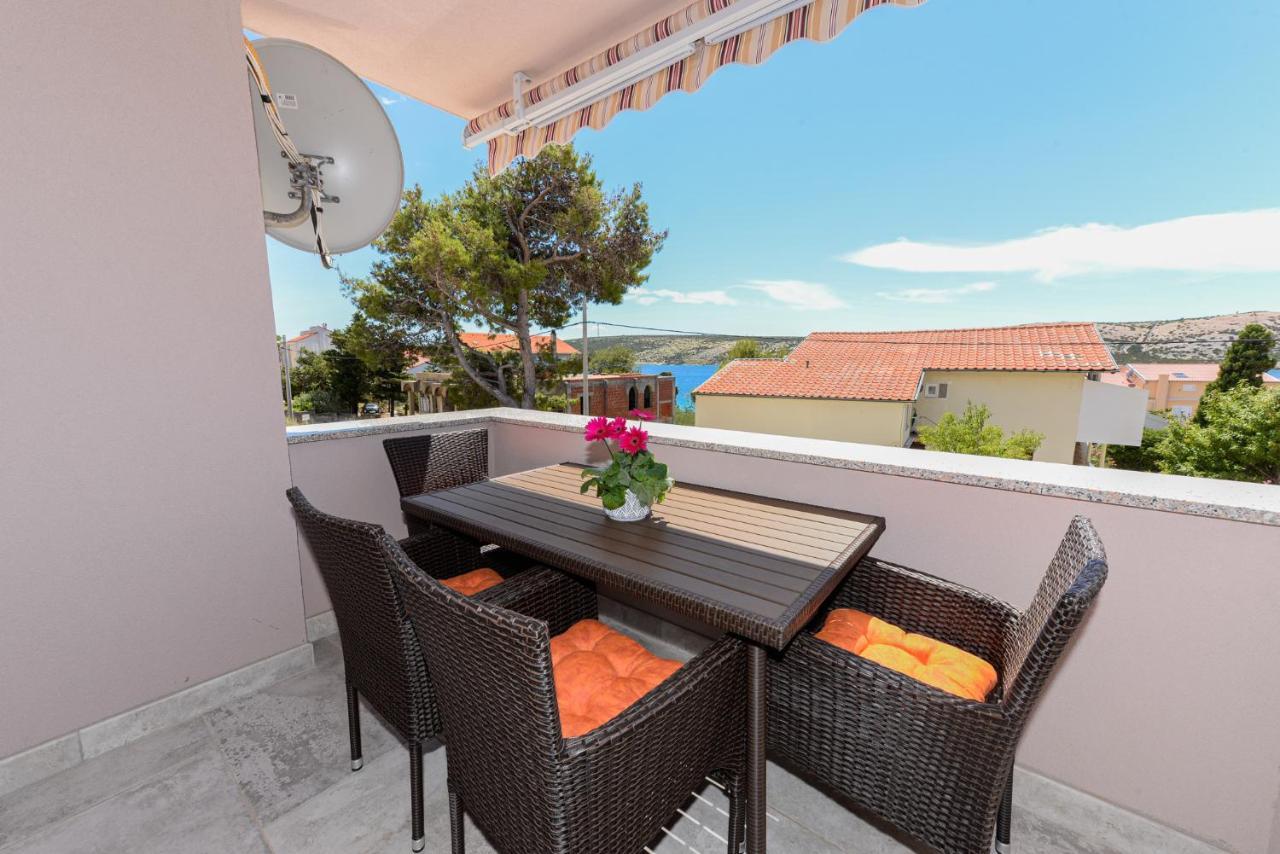 Apartments Amfora - Cozy And Modern Apartments For Up To 15 People, 100M From The Sea And Beach Стара Новаля Екстериор снимка