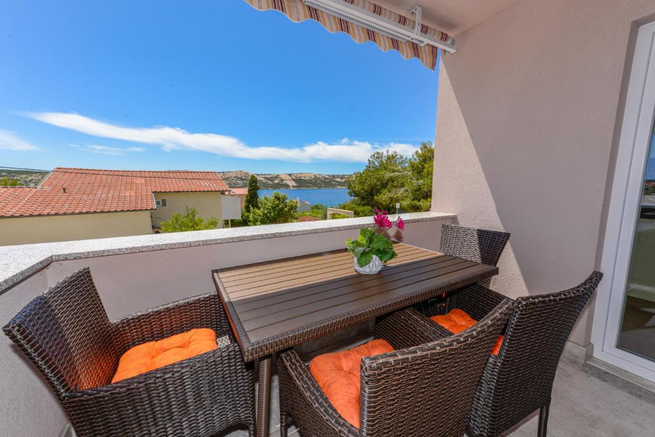 Apartments Amfora - Cozy And Modern Apartments For Up To 15 People, 100M From The Sea And Beach Стара Новаля Екстериор снимка