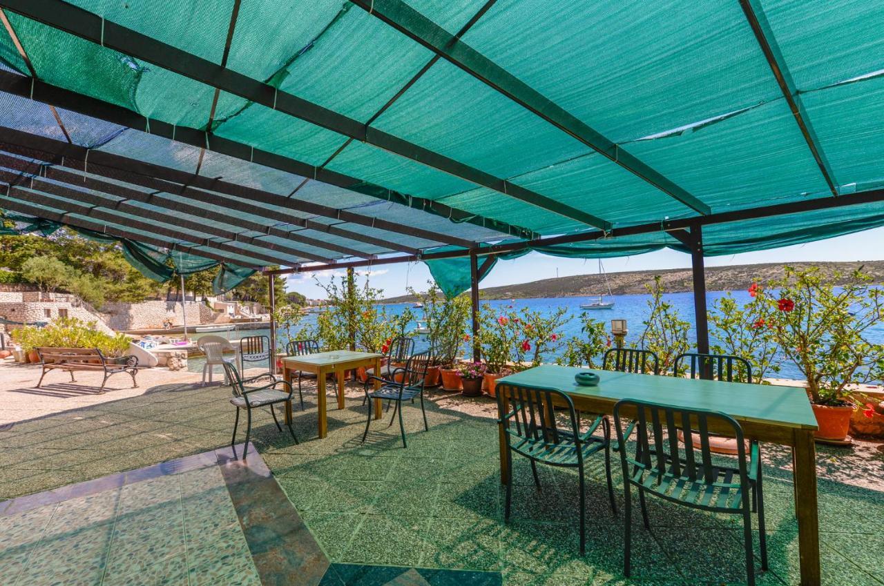Apartments Amfora - Cozy And Modern Apartments For Up To 15 People, 100M From The Sea And Beach Стара Новаля Екстериор снимка