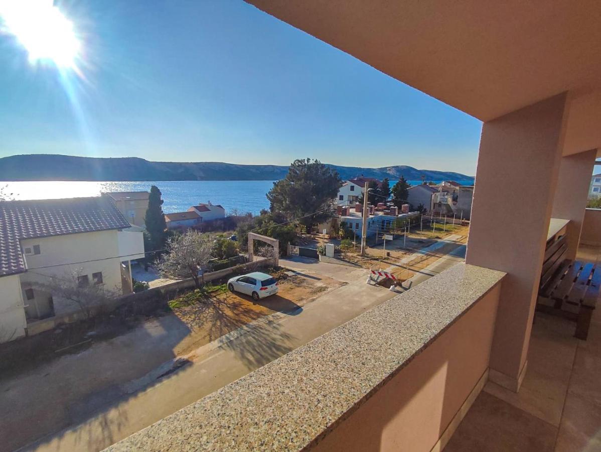 Apartments Amfora - Cozy And Modern Apartments For Up To 15 People, 100M From The Sea And Beach Стара Новаля Екстериор снимка