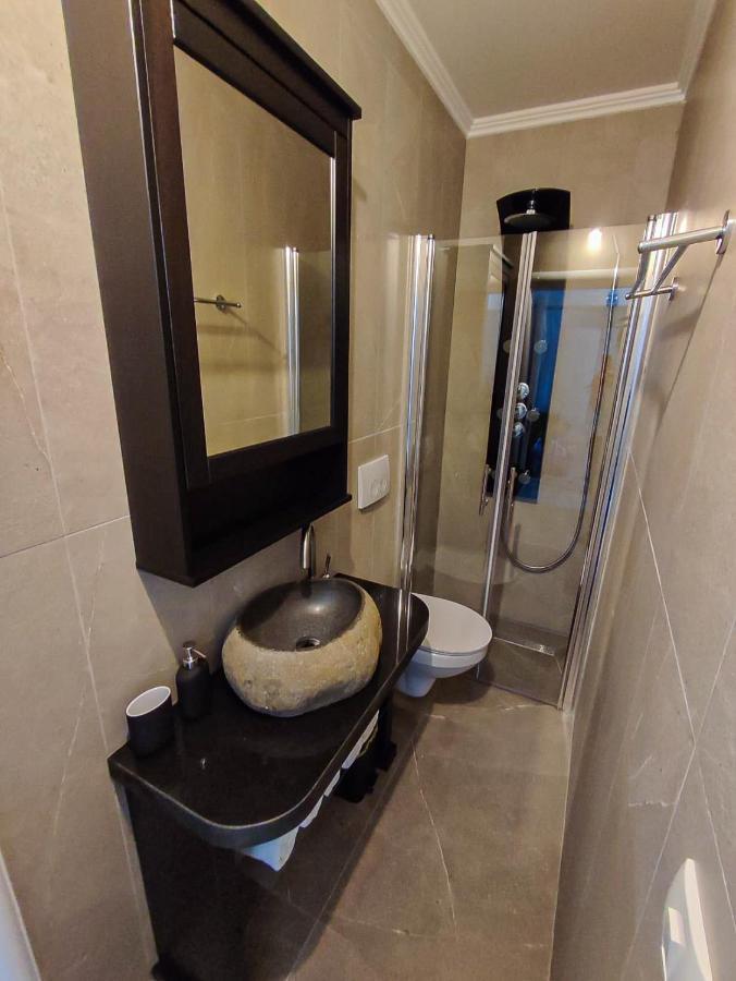 Apartments Amfora - Cozy And Modern Apartments For Up To 15 People, 100M From The Sea And Beach Стара Новаля Екстериор снимка