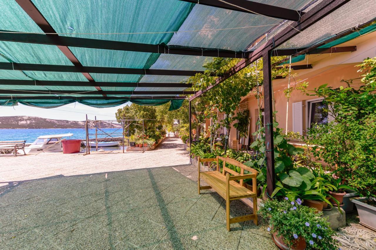 Apartments Amfora - Cozy And Modern Apartments For Up To 15 People, 100M From The Sea And Beach Стара Новаля Екстериор снимка