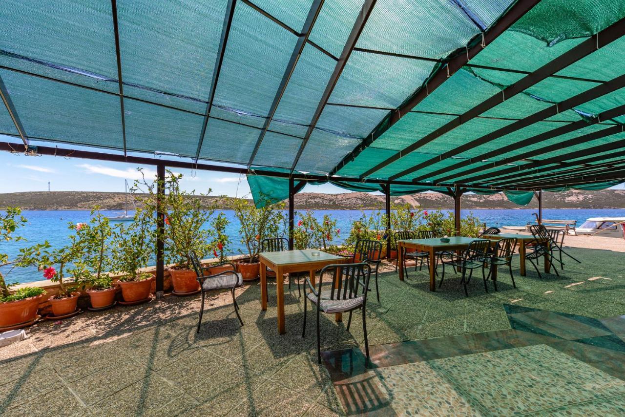 Apartments Amfora - Cozy And Modern Apartments For Up To 15 People, 100M From The Sea And Beach Стара Новаля Екстериор снимка
